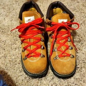 Vintage classic Explorer boots